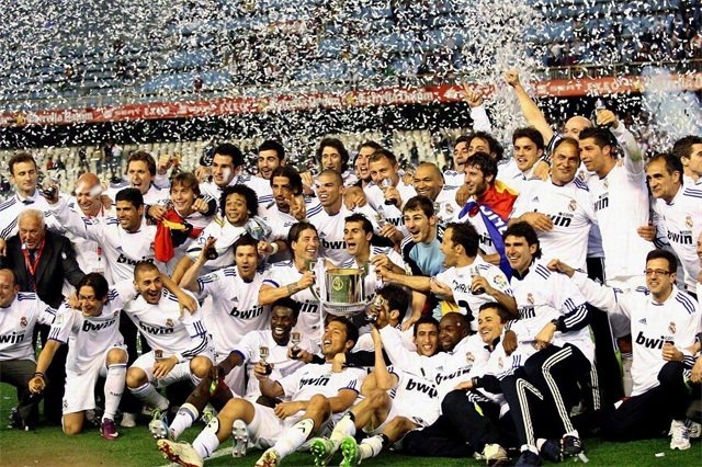 中场核心跑动全场第一，数据炸裂