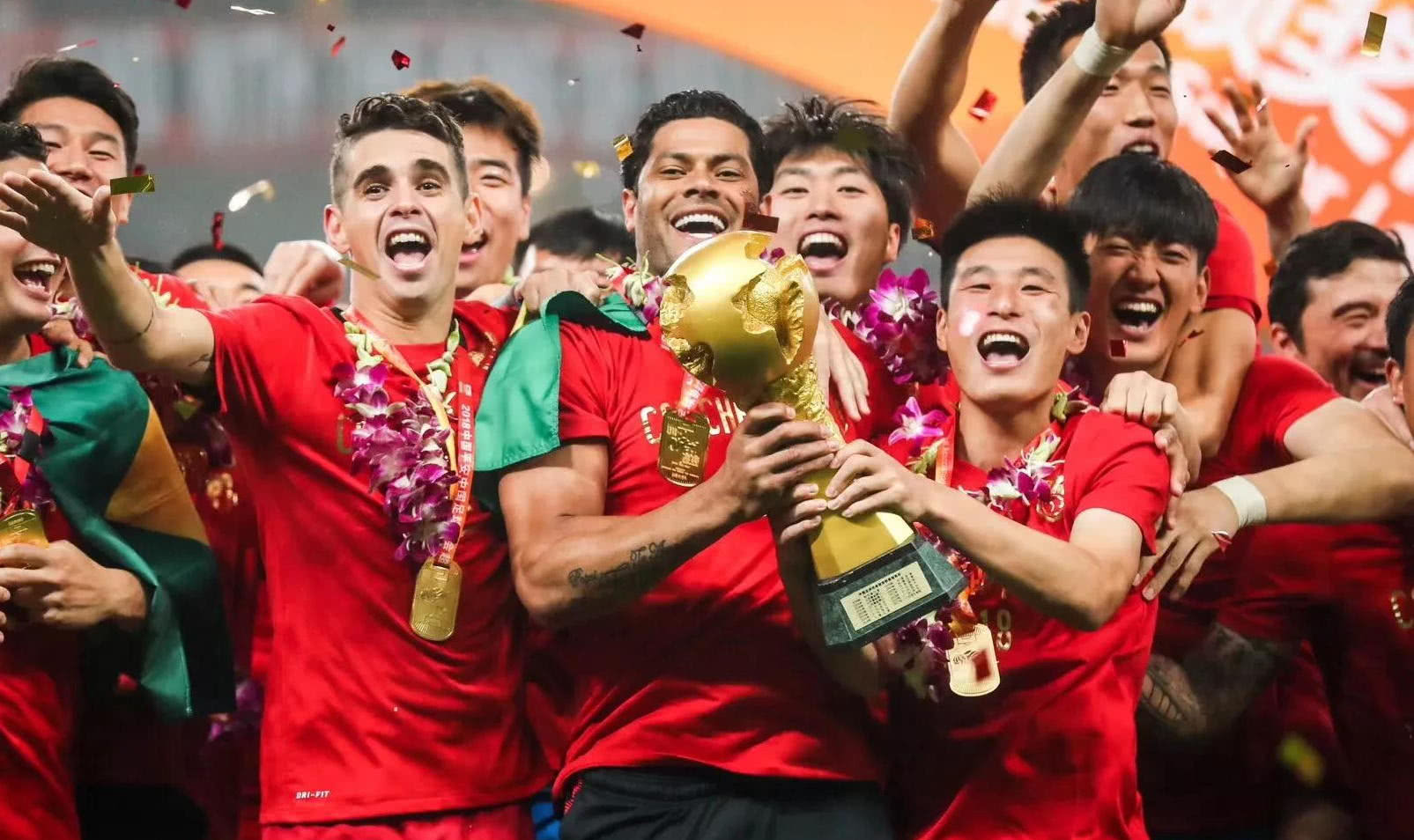 队报：登贝莱预计11月底复出，巴黎正在权衡他能否出战热刺